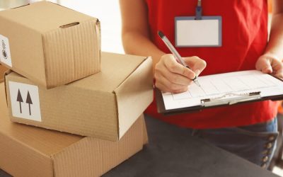The Difference Between a Courier and a Logistics Service